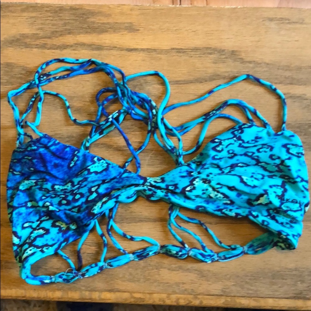 Bikini top